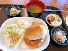 4日目の朝ごはん。
この日はお腹いっぱいいただきました。