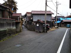 この資料館周辺には昔の様式の建物が並んでおり、とても歴史を感じる街並みだった。