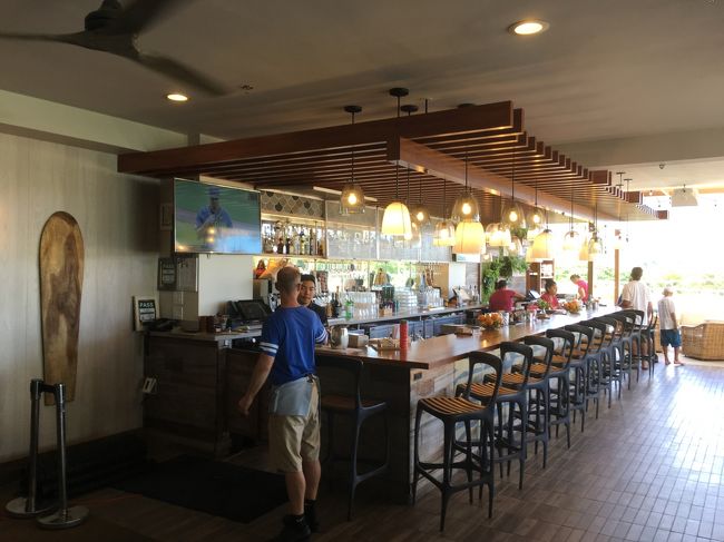 朝食はいたって普通。ランチとかディナーのほうがいいかもしれませんね。<br />バーコーナーもあります。