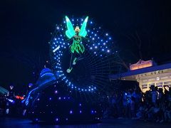 ワンダラスが終わっらたもうほとんど夜やん・・・

1日早い。
朝のミキミニグリの2時間が痛かったし、あれでドッと疲れた感ある。

ペイントザナイト。
もちろん最前列ゲット。

これを待ってるのも辛かったですわ。

