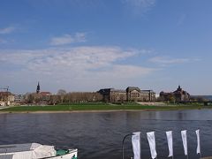 ブリュールのテラス　　エルベ川の河畔を散策