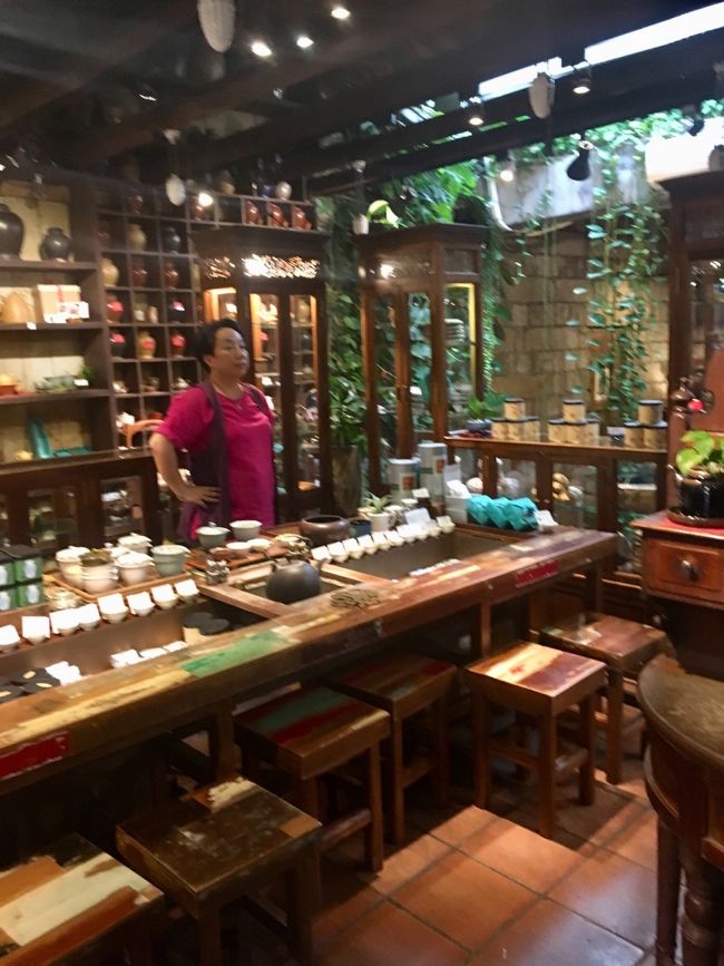 “ニイハオ”と挨拶してくれたおばちゃん。