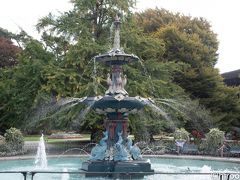 カンタベリー博物館のあるハグレー公園内のクライストチャーチ植物園を訪れました。