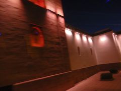 夜が明ける前に出発です。

ここは王宮だったようなそうじゃないような…
渡航から半年近く経過し、記憶が曖昧になっています(;_;)
