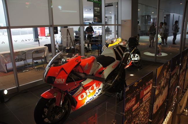 今はバイクの展示でした。