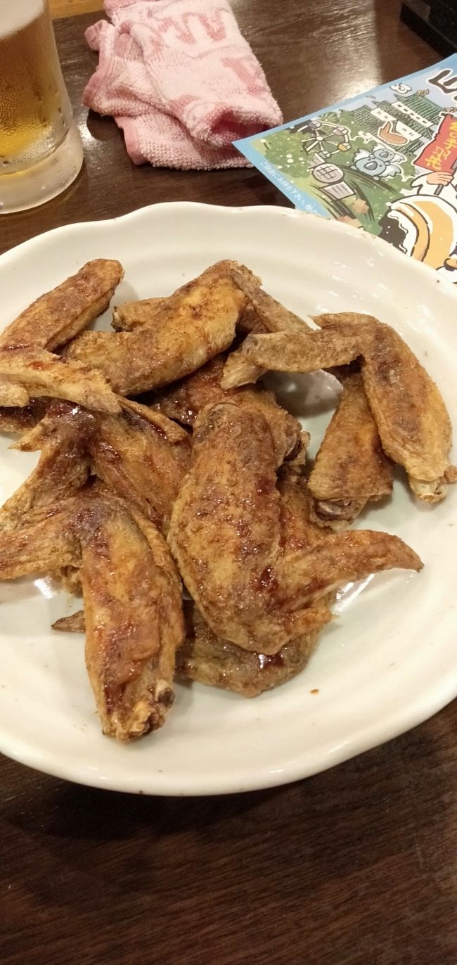 ご存知、「手羽先」BY世界の山ちゃん！<br />胡椒が効いていて、いくらでも食べられる。<br />ビールがすすむ君！