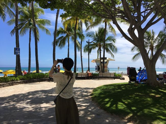 シュノーケルツアーはAMで終わり。<br />ホテルで少し休憩して、ご飯&amp;散策へ。<br />夜はロミロミを予約してます！