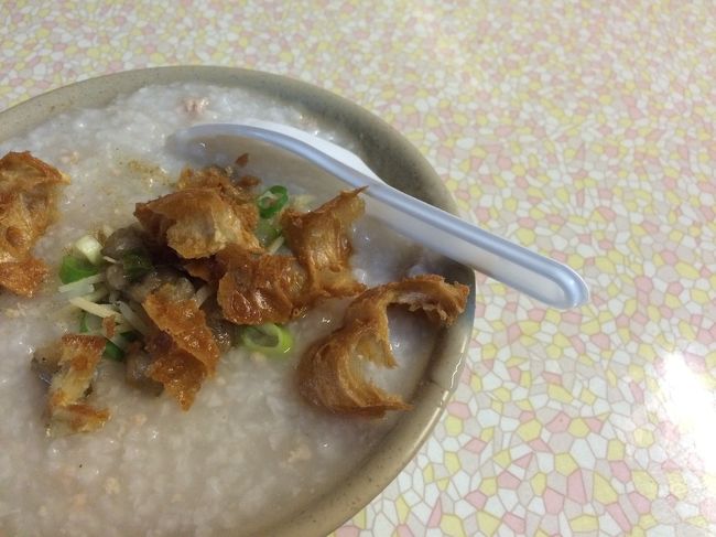 何回も台湾に行ってる割には初めて食べたお粥<br />めちゃ美味しかった<br />中華粥ってなんでこんなに美味しいんだろう