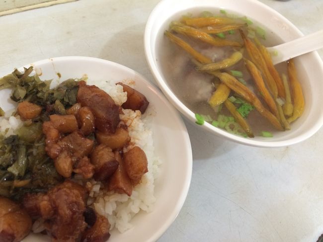 ほんとに美味しい魯肉飯でした！