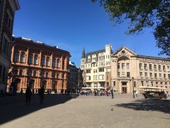 リガ大聖堂前のドゥアマ広場。