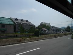 おたる散策バスの車窓から小樽運河が見えて来ました。