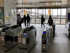 松任駅の改札です。
前回2015年と変わっていません。