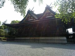 吉備津神社本殿は唯一無二の造りで国宝です。