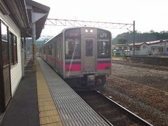ＪＲ大鰐温泉駅から秋田との県境、碇ヶ関へ向かいます～、
当然ながら改札の際に、津軽フリーパスを提示しなければなりません。

１６：５７発　普通列車碇ヶ関行きに乗車します。
奥羽本線では一般的な７０１系電車。