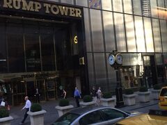 ちょっと切れてるけどトランプタワー