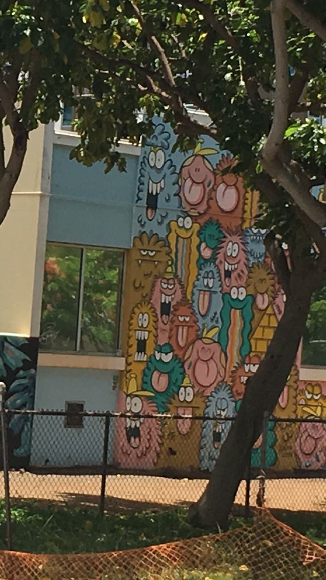 こちらは有名な壁画ですね。<br />トロリーからはこれが限界。