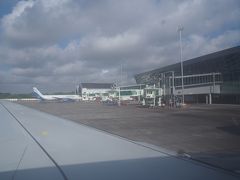 気づいたらコルカタに降りていた。写真は撮らないようにとのアナウンスが。