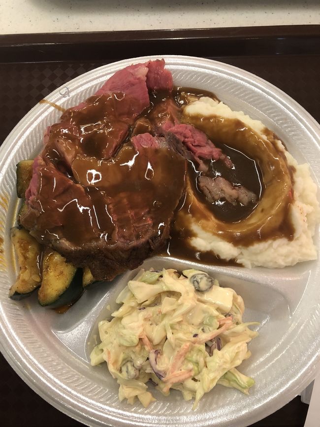 お店の名前忘れましたが<br />ここのリブアイステーキ<br />結構美味しい♡