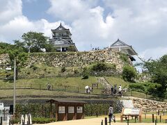 翌日はゆっくり起きて浜松城を見学。
