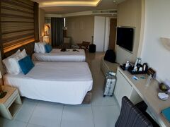 【Hotel Cape Dara Resort Pattaya】

ただ、ホテルは、岬の先にあるので、歩いてウロウロできる範囲には、何もありません.......残念！
