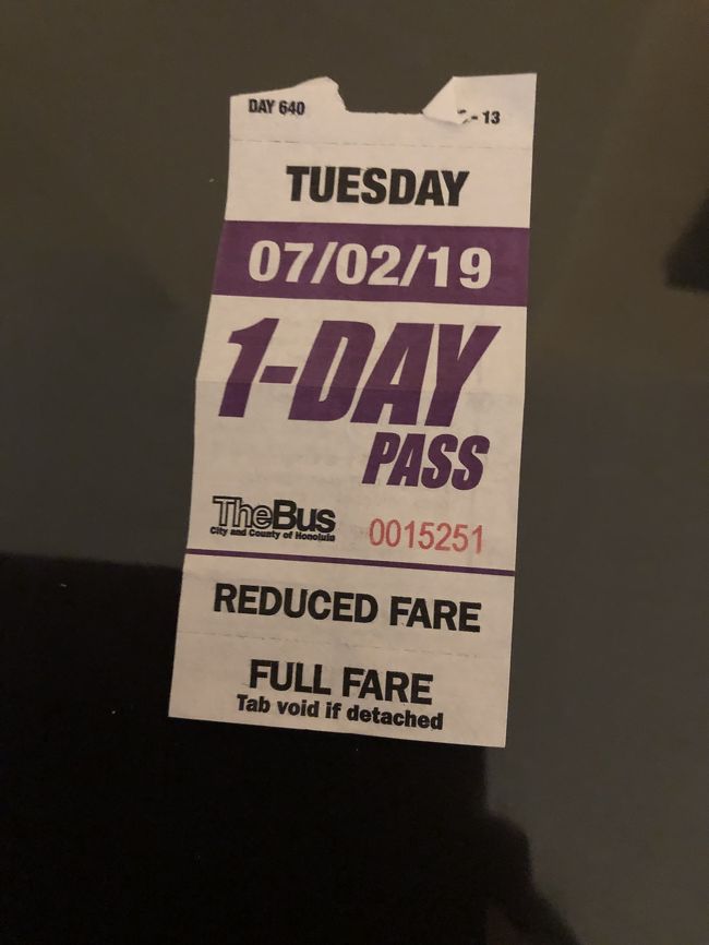 7／2（火）<br />７日目。<br />豪雨で散策断念した<br />ハレイワタウンにリベンジしに<br />The Busで向かいます～<br />運転士さんに伝え<br />1Dayパス購入