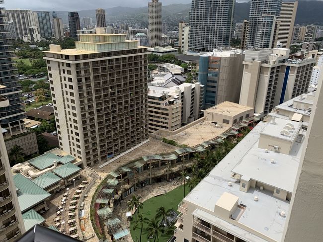 右下にはビーチウォークがあります。