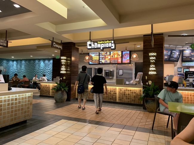 チャンピオンステーキアンドシーフードでいただきます！<br />