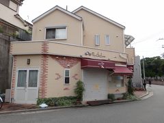 いよいよ店内へ・・・って、アレ？