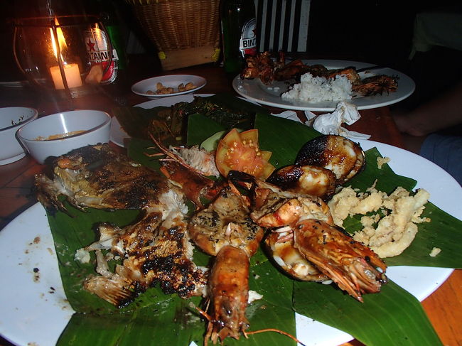 食べ散らかした後の写真で申し訳ない…。