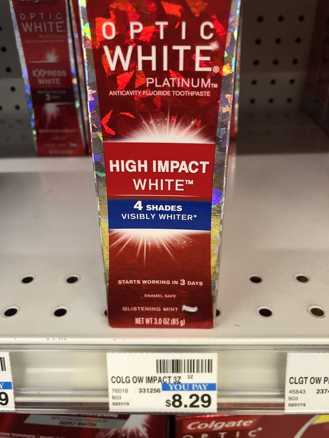 こっちはハイインパクト（目に見える白さを求める方に）<br /><br />帰国して使用しましたが<br />スッキリして<br />歯に透明感がでてきましたー！<br />次回ハワイに行った時は<br />絶対買わなきゃ！(＾∀＾)