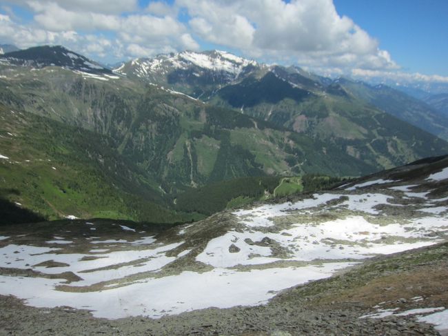 ちょっと下にも雪はありました。