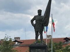ブルガリア志願兵の像