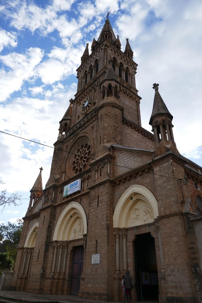 約５０年かけて１９４８年に完成