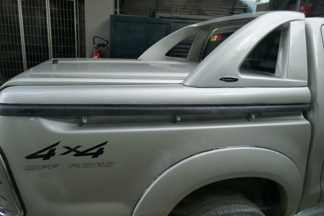 駐車場には、こんな車