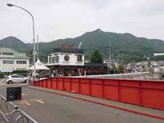 駅の裏にある忠海港からフェリーで大久野島に向かいます&#9875;