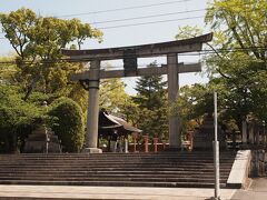 10：50　一息ついて、豊国神社へ
豊臣秀吉を神様として祀っている神社です。地元の方からは「ほうこくさん」って呼ばれてるそうです。
創建は1599年、秀吉の死後、朝廷から豊国乃大明神の神号を与えられて、豊国神社と命名しました。