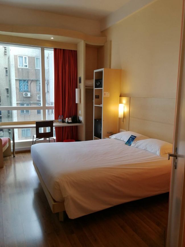 上環のイビス。<br />早朝着でアーリーチェックインしてもらえました