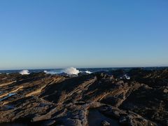 灯台を下り、城ヶ島京急ホテルの前にある岬です。夕方になると富士山に沈む夕日が見れますので、日没に合わせて行くことをお勧めします。