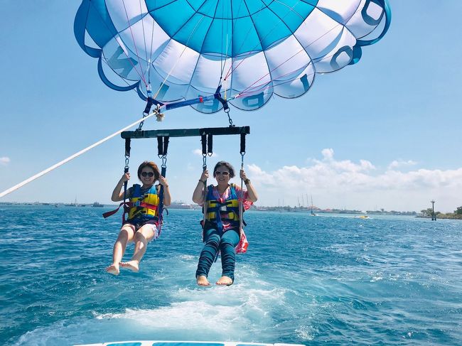 あっという間に終わって引き戻されますｗｗｗ<br /><br />終わったら違うボートに乗って船着き場に戻ります。<br /><br />この後ランチしにサテカンビンの路面店に行きましたよ٩( ᐖ )۶٩( ᐛ )۶<br /><br />----------------------------------------------------------------------------------<br /><br />Ubudi母娘のアクティビティは以上になります!!!<br /><br />今回は時系列ではなく項目ごとに書いてますので、読みづらいかもですが...(｡>ㅅ<｡)💦sorry…<br /><br />Ubudi1人ならアクティビティは今後やらないと思います。<br /><br />Ubudiはスピ系に傾いているので、そちらに時間とお金を注ぎたいし、何より山に居た方が落ち着くꉂꉂ"̮˖笑"̮˖<br /><br />娘ちゃんも多分アクティビティはこれで満足してくれたと思います。<br /><br />バリに来る回数や目的などで内容も大きく変わりますし、同行者や家族やお子さんなどでも楽しみ方変わってきますよね??<br /><br />Ubudi母娘の【アクティビティ編】が皆様のご旅行のお役に立てれば幸いです( ˊᵕˋ )<br /><br />最後まで読んでいただいてありがとうございました(୨୧•͈ᴗ•͈)◞ᵗʱᵃᵑᵏઽ*♡<br /><br />次は何編か未定ですが書き上げて行きますので、またのお越しをお待ちしております(•ᵕᴗᵕ•)<br /><br />Ubudi