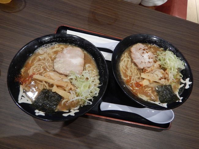 六厘舎のラーメンでお腹を満たして出発を待ちます。