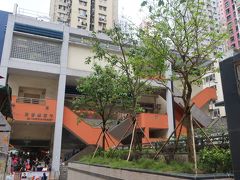 西營盤街市
お店から振り返れば普通の市場