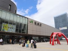 函館駅へ。