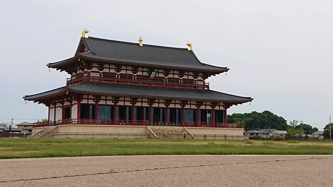 新しく立派な建物がありました。