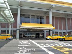 11：49
　松山機場着。
　澎湖行きの国内線に乗り換えです。