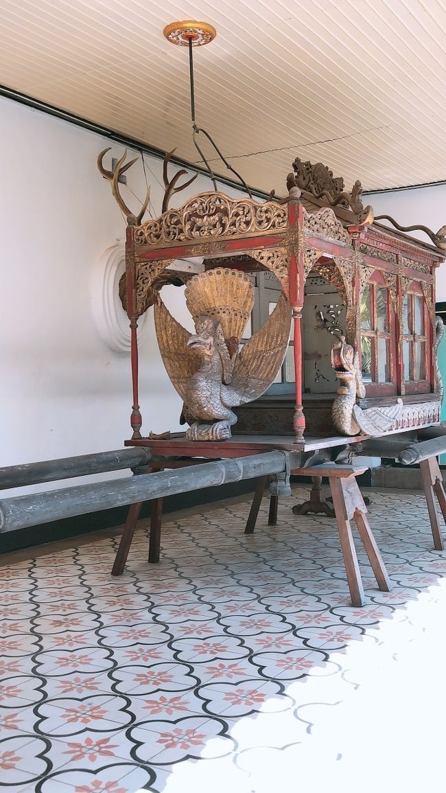 インドネシアといえば、ガルーダですね。