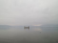朝の諏訪湖
まるでイギリス、ターナーの絵みたいじゃないですか