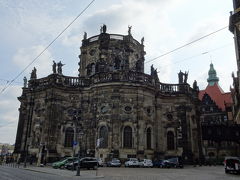 カトリック旧宮廷教会
Katholische Hofkirche