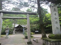 でも、せっかくなので謙信公が祀ってある春日山神社を参拝