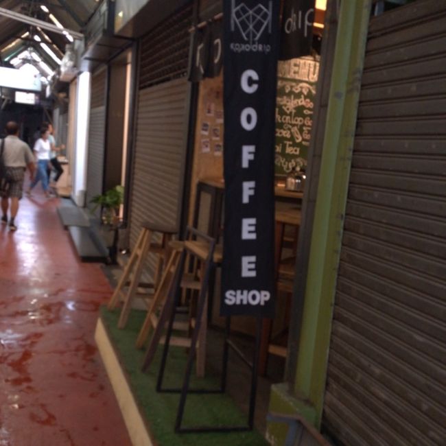 おしゃれな飲食店が増えました！<br />コーヒーやさんも何件もみました！