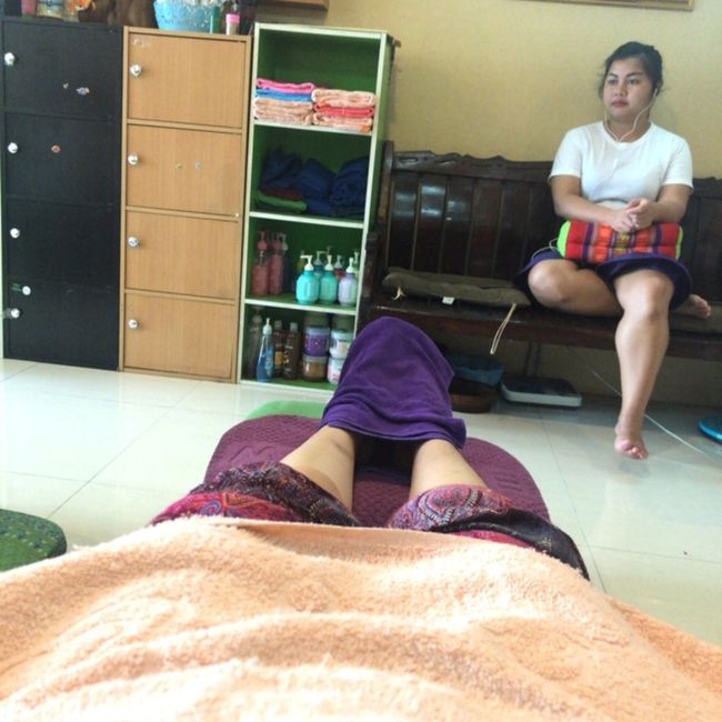 最後にホステルから徒歩1分のところでしたフットマッサージを受けました。